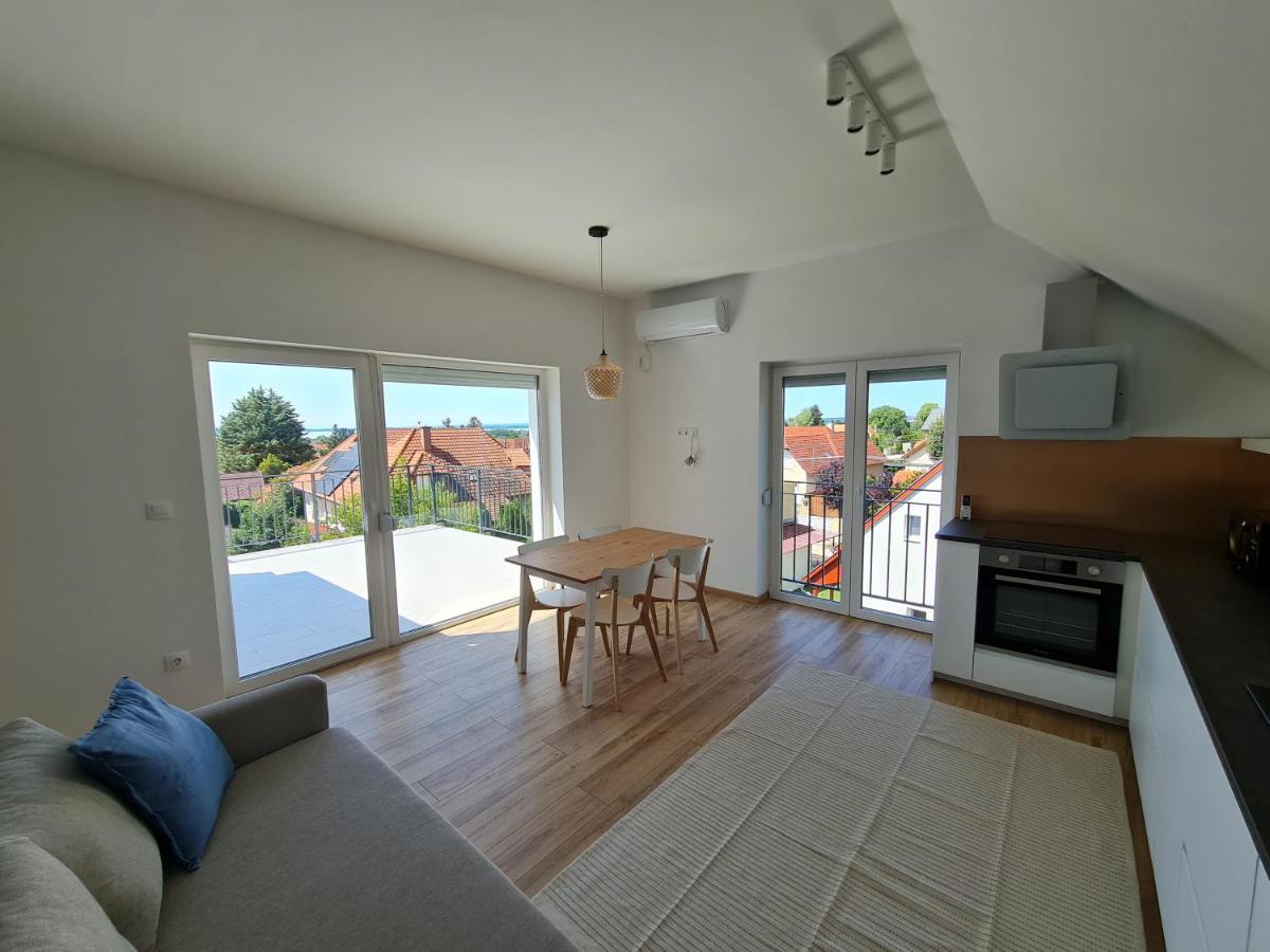 Darnay20 Vendeghaz Apartamento Gyenesdiás Exterior foto